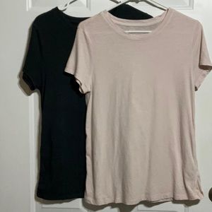 Athleta 2 Piece Bundle Organic Daily Crew Tee Light Pink and Black Medium